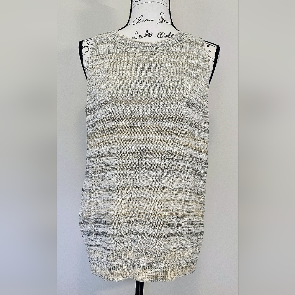 Old Navy knit sweater tank - Size M